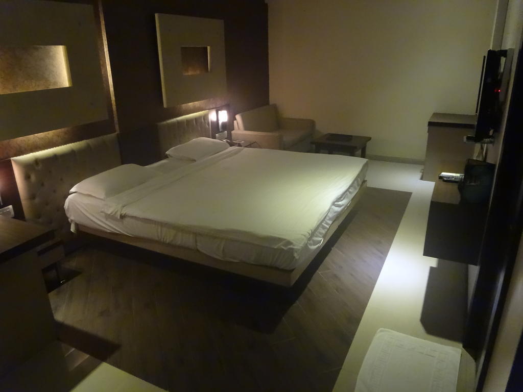 Hotel Capitol Thane Habitación foto